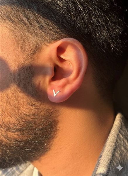 گوشواره طلا V (تک لنگه)کدE1808