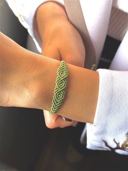 دستبند طلا مکرومه کدBRS932