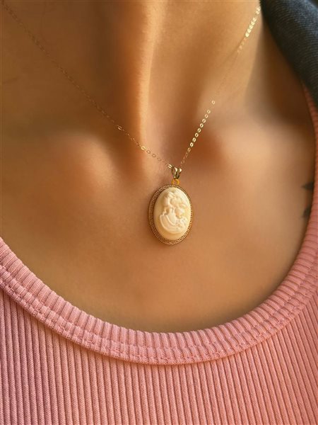 پلاک طلا الیزابت کدN3383