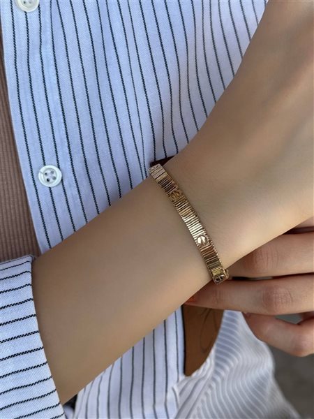 دستبند طلا کارتیه لاو کدBR2072