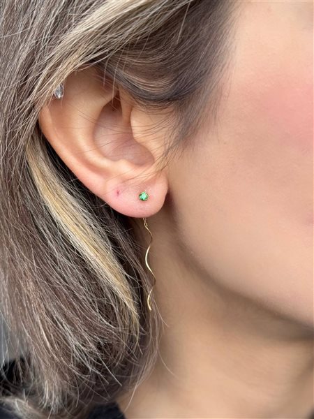 گوشواره طلا تک نگین کدE1816