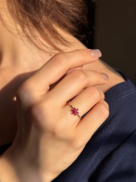 انگشتر طلا گل کدR2576
